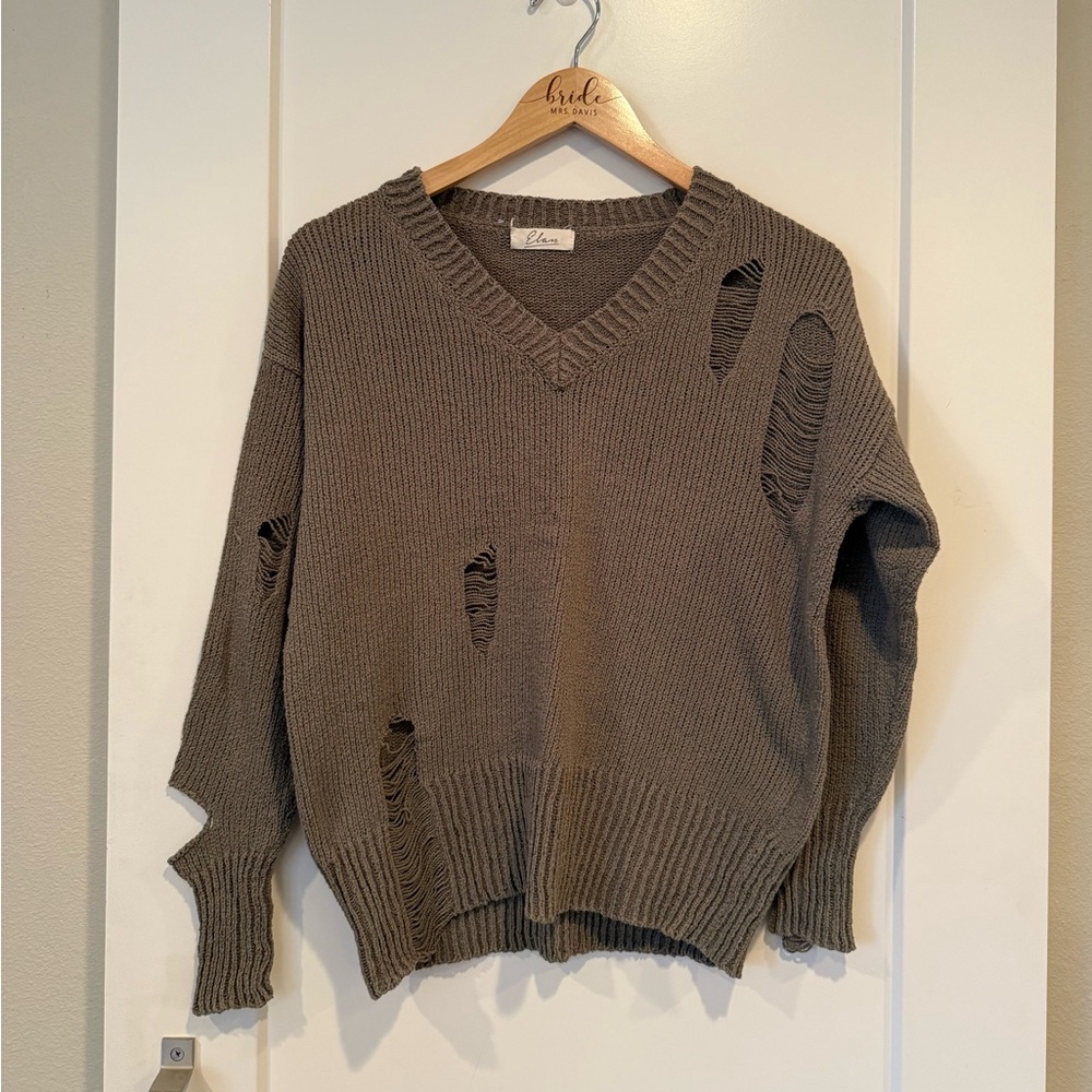 Elan distressed olive green sweater